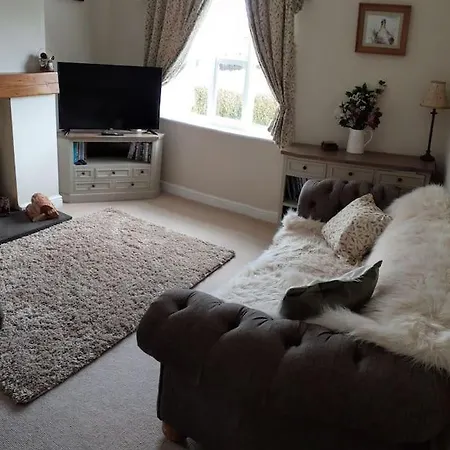 2 Brackengarth Whitby